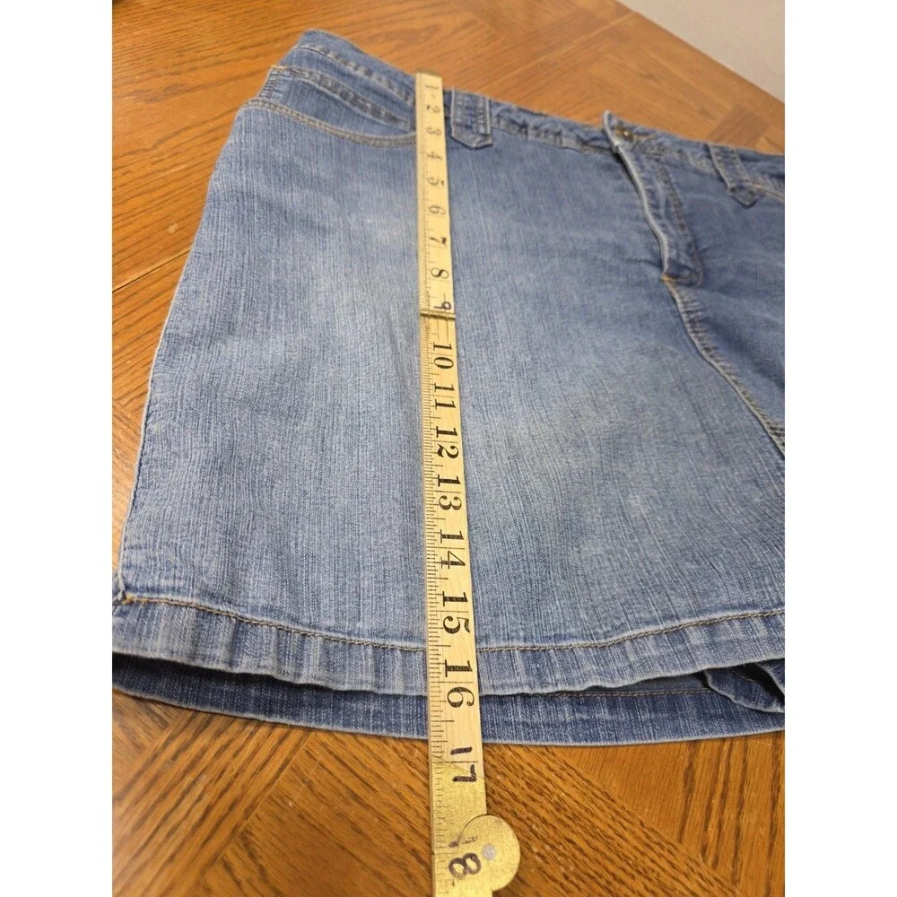 St. John's Bay Blue Denim Jean Skort Women's Size 16 With Pockets
